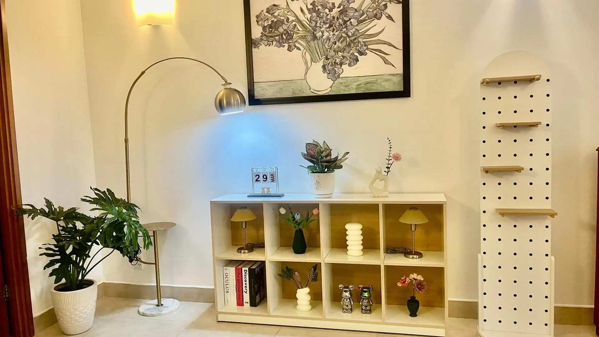 Luxury Center Riverside Apartment Da Nang
